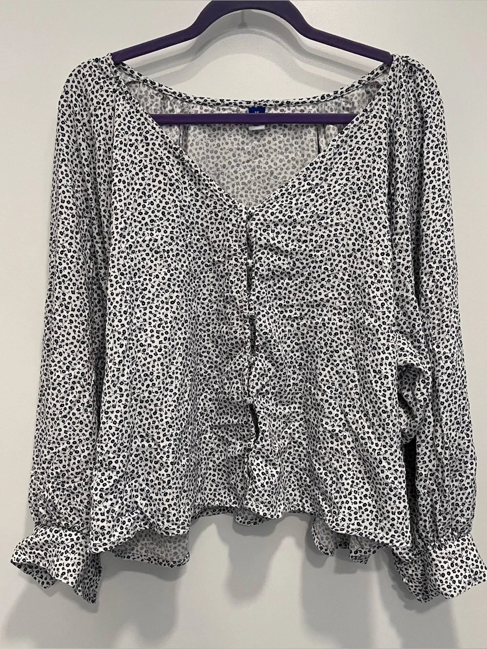 Old‎ Navy White V-Neck Long Sleeve Dot Print Blouse Plus Size 2X